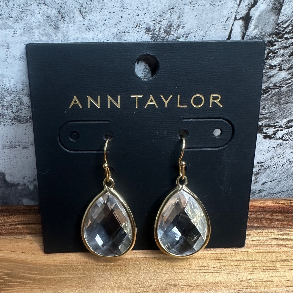 EUC Ann Taylor Gold Framed Crystal Earrings NWT